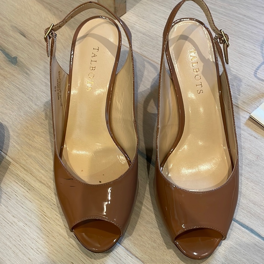 Classy sling back Talbots heels
